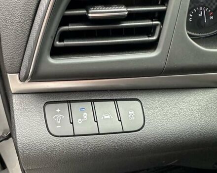 Серый Хендай Элантра, объемом двигателя 2 л и пробегом 62 тыс. км за 14700 $, фото 28 на Automoto.ua