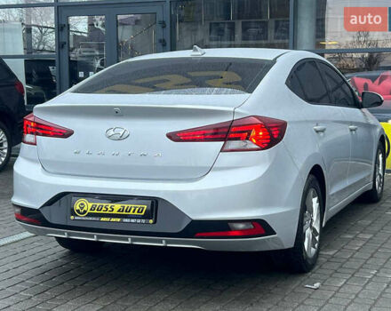 Серый Хендай Элантра, объемом двигателя 2 л и пробегом 62 тыс. км за 14800 $, фото 6 на Automoto.ua