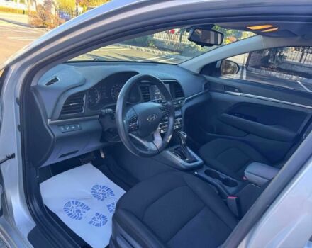 Серый Хендай Элантра, объемом двигателя 2 л и пробегом 45 тыс. км за 3900 $, фото 9 на Automoto.ua