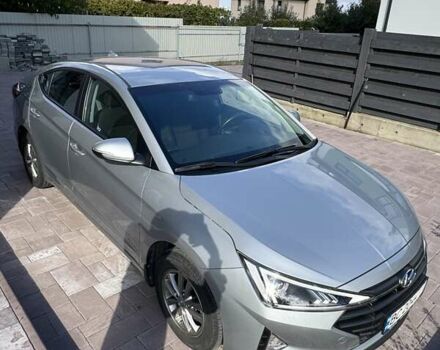 Серый Хендай Элантра, объемом двигателя 1.59 л и пробегом 40 тыс. км за 17500 $, фото 1 на Automoto.ua