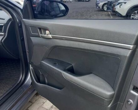 Серый Хендай Элантра, объемом двигателя 1.59 л и пробегом 108 тыс. км за 14500 $, фото 19 на Automoto.ua