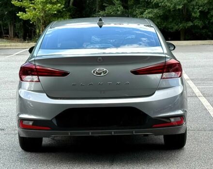 Серый Хендай Элантра, объемом двигателя 2 л и пробегом 33 тыс. км за 5200 $, фото 4 на Automoto.ua