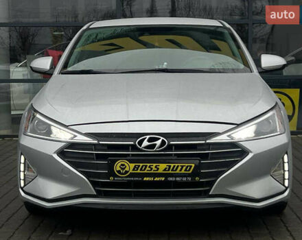 Серый Хендай Элантра, объемом двигателя 2 л и пробегом 62 тыс. км за 14800 $, фото 1 на Automoto.ua