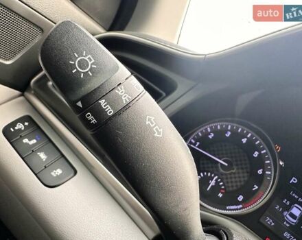 Серый Хендай Элантра, объемом двигателя 2 л и пробегом 132 тыс. км за 12700 $, фото 7 на Automoto.ua