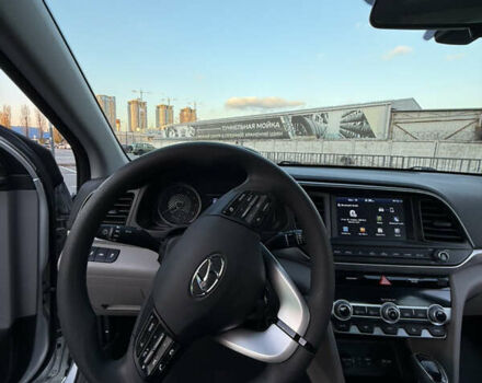 Серый Хендай Элантра, объемом двигателя 2 л и пробегом 92 тыс. км за 13800 $, фото 16 на Automoto.ua