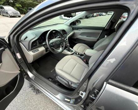 Серый Хендай Элантра, объемом двигателя 2 л и пробегом 33 тыс. км за 5200 $, фото 7 на Automoto.ua