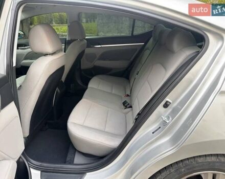 Серый Хендай Элантра, объемом двигателя 2 л и пробегом 132 тыс. км за 12700 $, фото 27 на Automoto.ua