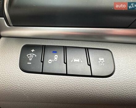 Серый Хендай Элантра, объемом двигателя 2 л и пробегом 132 тыс. км за 12700 $, фото 6 на Automoto.ua