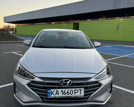 Серый Хендай Элантра, объемом двигателя 2 л и пробегом 92 тыс. км за 13800 $, фото 2 на Automoto.ua