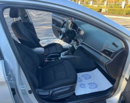 Серый Хендай Элантра, объемом двигателя 2 л и пробегом 45 тыс. км за 3900 $, фото 7 на Automoto.ua