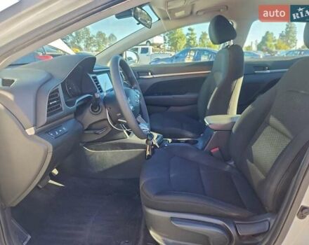 Сірий Хендай Елантра, об'ємом двигуна 2 л та пробігом 70 тис. км за 1500 $, фото 6 на Automoto.ua