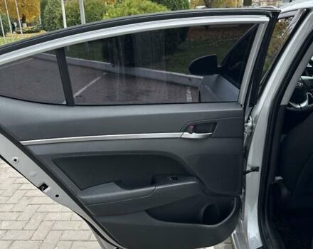 Серый Хендай Элантра, объемом двигателя 2 л и пробегом 62 тыс. км за 14700 $, фото 14 на Automoto.ua