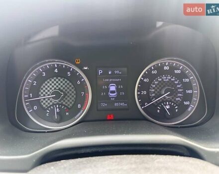 Серый Хендай Элантра, объемом двигателя 2 л и пробегом 132 тыс. км за 12700 $, фото 4 на Automoto.ua