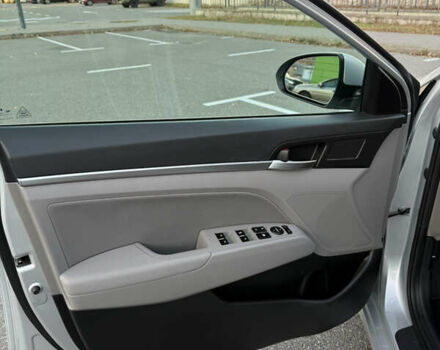 Серый Хендай Элантра, объемом двигателя 2 л и пробегом 92 тыс. км за 13800 $, фото 20 на Automoto.ua