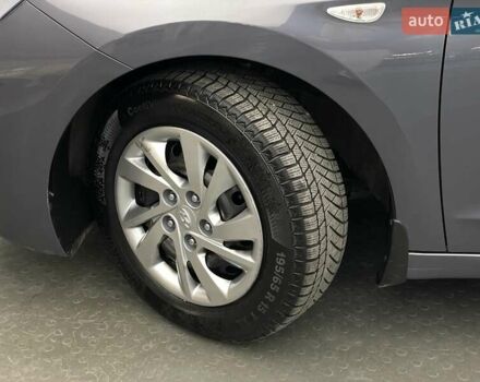 Серый Хендай Элантра, объемом двигателя 1.6 л и пробегом 94 тыс. км за 15754 $, фото 7 на Automoto.ua