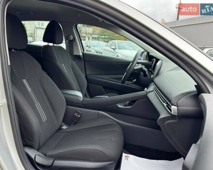 Серый Хендай Элантра, объемом двигателя 2 л и пробегом 44 тыс. км за 16500 $, фото 19 на Automoto.ua