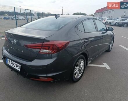 Хендай Элантра 2020 в Киеве на Automoto.ua Серый Хендай Элантра, объемом двигателя 2 л и пробегом 123 тыс. км за 12900 $, фото 3 на Automoto.ua