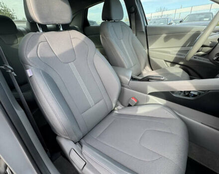 Хендай Элантра 2020 в Ивано-Франковске на Automoto.ua Серый Хендай Элантра, объемом двигателя 2 л и пробегом 113 тыс. км за 15000 $, фото 26 на Automoto.ua