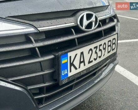Хендай Элантра 2020 в Киеве на Automoto.ua Серый Хендай Элантра, объемом двигателя 1.59 л и пробегом 100 тыс. км за 13700 $, фото 4 на Automoto.ua