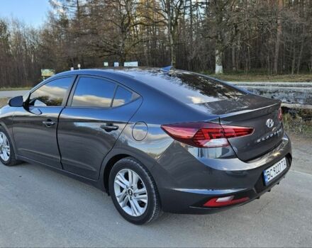 Серый Хендай Элантра, объемом двигателя 2 л и пробегом 85 тыс. км за 14450 $, фото 4 на Automoto.ua