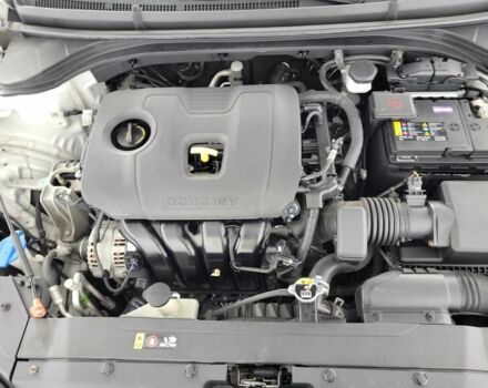 Серый Хендай Элантра, объемом двигателя 2 л и пробегом 53 тыс. км за 11800 $, фото 6 на Automoto.ua