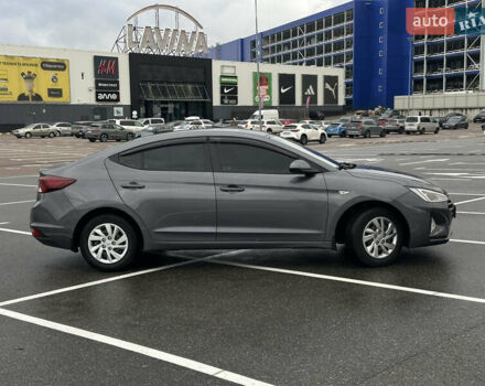 Хендай Элантра 2020 в Киеве на Automoto.ua Серый Хендай Элантра, объемом двигателя 1.59 л и пробегом 100 тыс. км за 13700 $, фото 5 на Automoto.ua