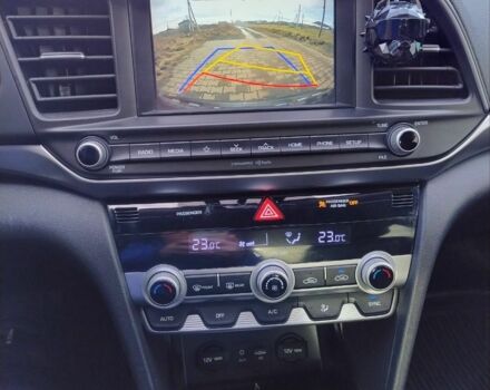 Серый Хендай Элантра, объемом двигателя 2 л и пробегом 85 тыс. км за 14450 $, фото 13 на Automoto.ua