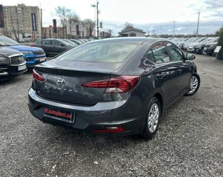 Серый Хендай Элантра, объемом двигателя 2 л и пробегом 66 тыс. км за 14900 $, фото 7 на Automoto.ua