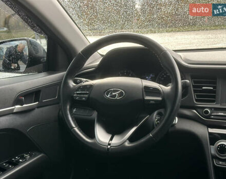 Хендай Элантра 2020 в Киеве на Automoto.ua Серый Хендай Элантра, объемом двигателя 1.59 л и пробегом 100 тыс. км за 13700 $, фото 17 на Automoto.ua