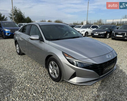 Хендай Элантра 2020 в Ивано-Франковске на Automoto.ua Серый Хендай Элантра, объемом двигателя 2 л и пробегом 113 тыс. км за 15000 $, фото 1 на Automoto.ua