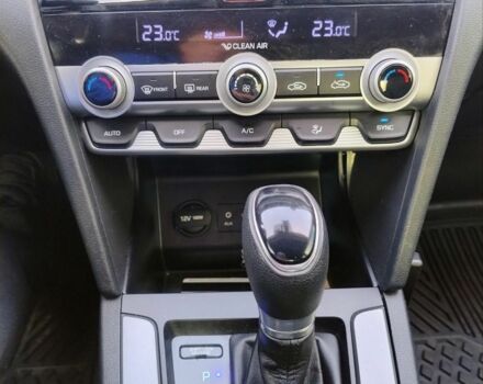 Серый Хендай Элантра, объемом двигателя 2 л и пробегом 85 тыс. км за 14450 $, фото 6 на Automoto.ua