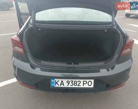 Хендай Элантра 2020 в Киеве на Automoto.ua Серый Хендай Элантра, объемом двигателя 2 л и пробегом 123 тыс. км за 12900 $, фото 12 на Automoto.ua