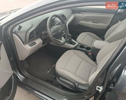 Хендай Элантра 2020 в Киеве на Automoto.ua Серый Хендай Элантра, объемом двигателя 2 л и пробегом 123 тыс. км за 12900 $, фото 7 на Automoto.ua