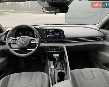 Серый Хендай Элантра, объемом двигателя 2 л и пробегом 69 тыс. км за 17900 $, фото 11 на Automoto.ua