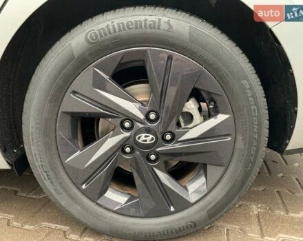 Серый Хендай Элантра, объемом двигателя 2 л и пробегом 69 тыс. км за 17900 $, фото 15 на Automoto.ua