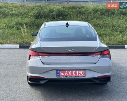 Серый Хендай Элантра, объемом двигателя 2 л и пробегом 52 тыс. км за 17900 $, фото 5 на Automoto.ua