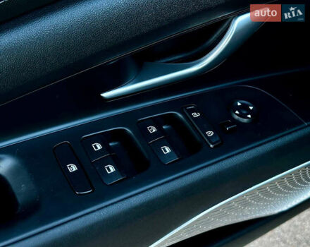 Серый Хендай Элантра, объемом двигателя 2 л и пробегом 118 тыс. км за 18800 $, фото 19 на Automoto.ua