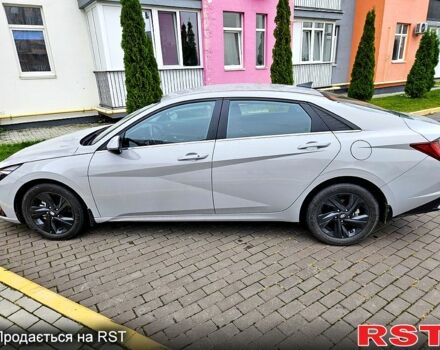 Сірий Хендай Елантра, об'ємом двигуна 1.6 л та пробігом 33 тис. км за 18999 $, фото 3 на Automoto.ua