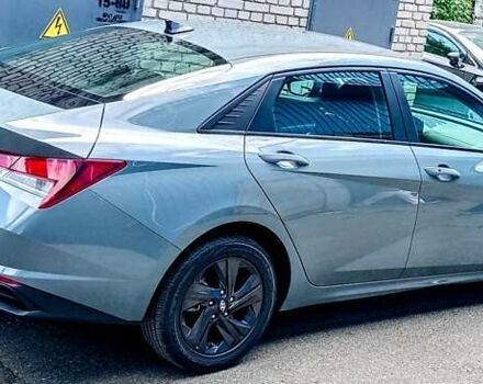 Серый Хендай Элантра, объемом двигателя 2 л и пробегом 68 тыс. км за 19970 $, фото 2 на Automoto.ua