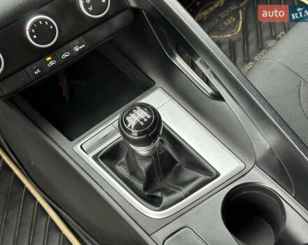 Серый Хендай Элантра, объемом двигателя 1.59 л и пробегом 63 тыс. км за 15600 $, фото 31 на Automoto.ua