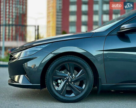 Серый Хендай Элантра, объемом двигателя 2 л и пробегом 118 тыс. км за 18800 $, фото 12 на Automoto.ua