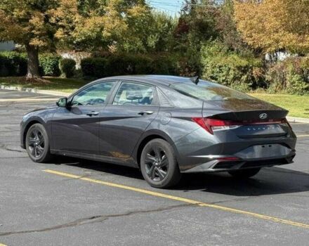 Хендай Элантра 2021 в Тернополе на Automoto.ua Серый Хендай Элантра, объемом двигателя 2 л и пробегом 34 тыс. км за 4300 $, фото 1 на Automoto.ua