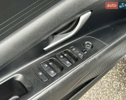 Серый Хендай Элантра, объемом двигателя 1.59 л и пробегом 63 тыс. км за 15600 $, фото 25 на Automoto.ua