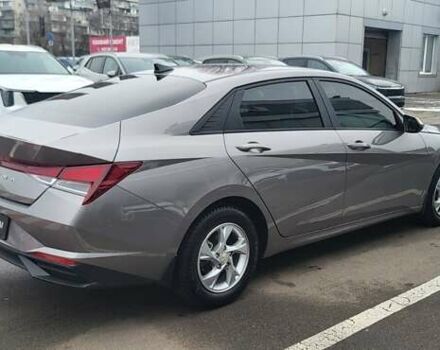 Сірий Хендай Елантра, об'ємом двигуна 1.59 л та пробігом 32 тис. км за 18417 $, фото 2 на Automoto.ua