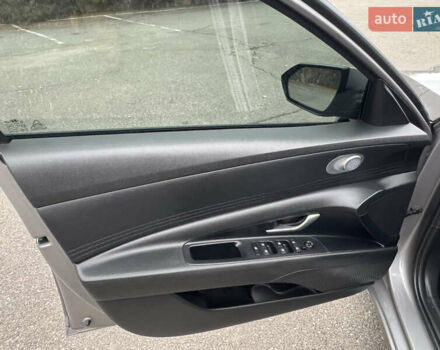 Сірий Хендай Елантра, об'ємом двигуна 2 л та пробігом 135 тис. км за 16700 $, фото 15 на Automoto.ua