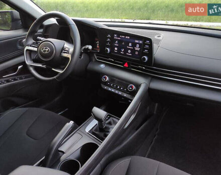 Серый Хендай Элантра, объемом двигателя 2 л и пробегом 52 тыс. км за 17499 $, фото 7 на Automoto.ua