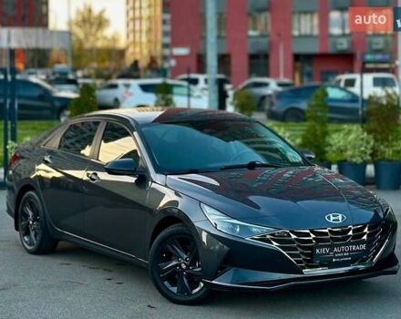 Серый Хендай Элантра, объемом двигателя 2 л и пробегом 118 тыс. км за 18800 $, фото 1 на Automoto.ua