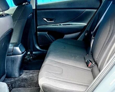 Серый Хендай Элантра, объемом двигателя 2 л и пробегом 68 тыс. км за 19970 $, фото 7 на Automoto.ua