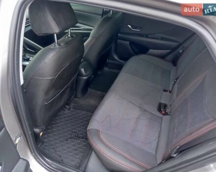 Сірий Хендай Елантра, об'ємом двигуна 1.59 л та пробігом 32 тис. км за 18417 $, фото 8 на Automoto.ua