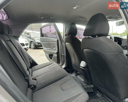 Серый Хендай Элантра, объемом двигателя 1.59 л и пробегом 63 тыс. км за 15600 $, фото 17 на Automoto.ua